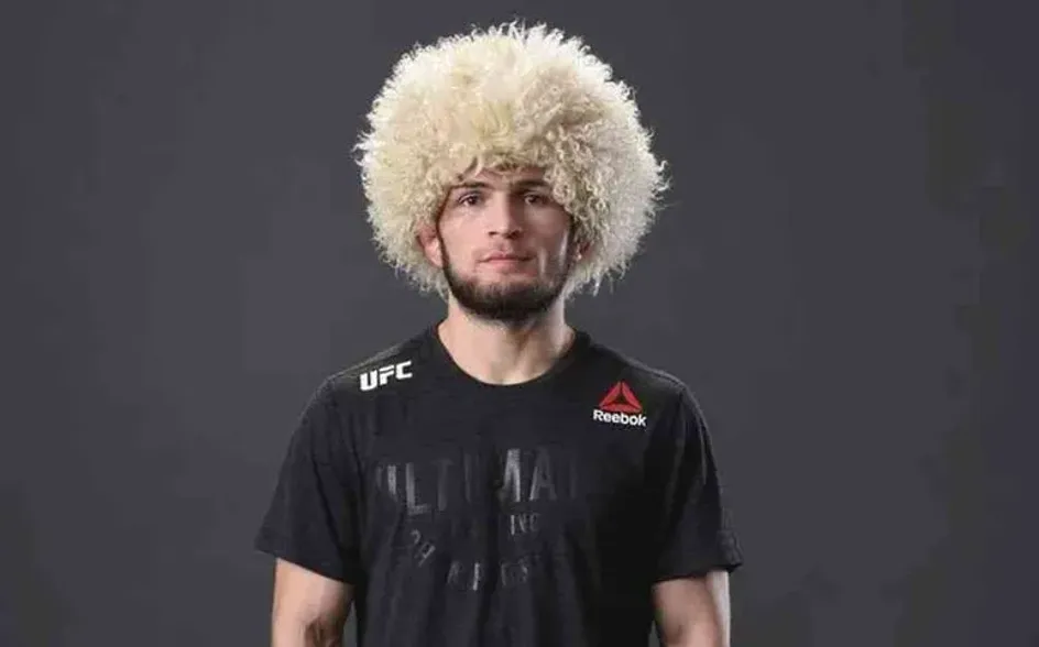В UFC спросили, останется ли Нурмагомедов чемпионом после боя с Гэтжи. Хабиб ответил