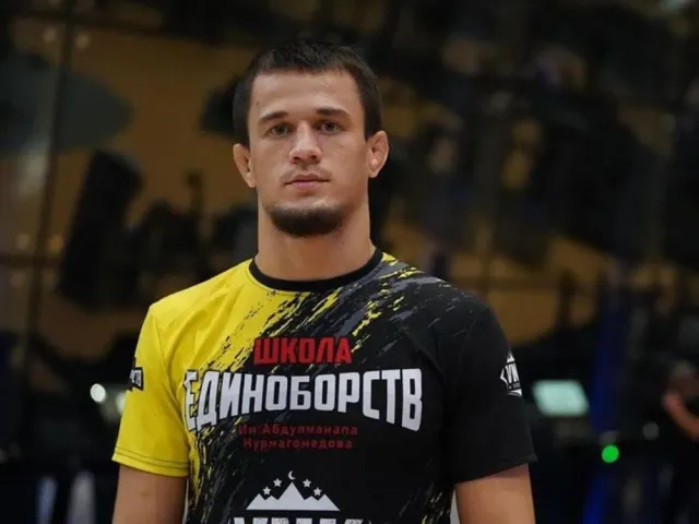 Усман Нурмагомедов проявил неуважение к сопернику перед турниром Bellator