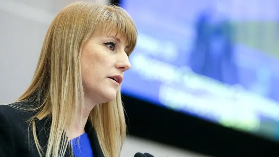 Светлана Журова призналась, что дважды за карьеру сдавала гендерный тест Светлана Журова призналась, что дважды за карьеру сдавала гендерный тест
