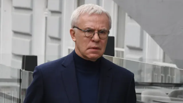 Горячая новость | Вячеслав Фетисов не хочет считать Россию хоккейной державой
