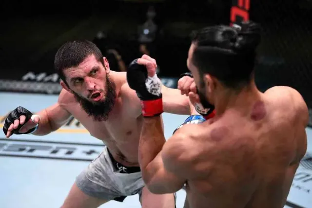 Ударивший соперника перед поединком боец UFC Имадаев проиграл бой