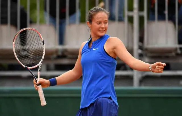 Касаткина вышла во второй круг турнира WTA в Остраве, обыграв Рыбакину