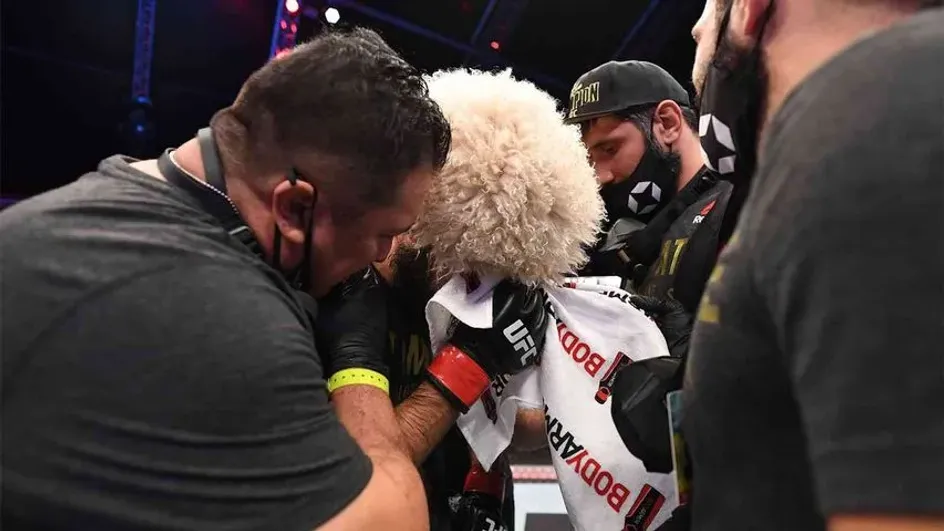 Даниэль Кормье: «Хабиб – величайший чемпион в истории UFC» Даниэль Кормье: «Хабиб – величайший чемпион в истории UFC»