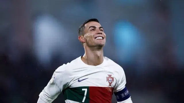 Горячая новость | Трамп обратился к Криштиану Роналду и назвал его величайшим