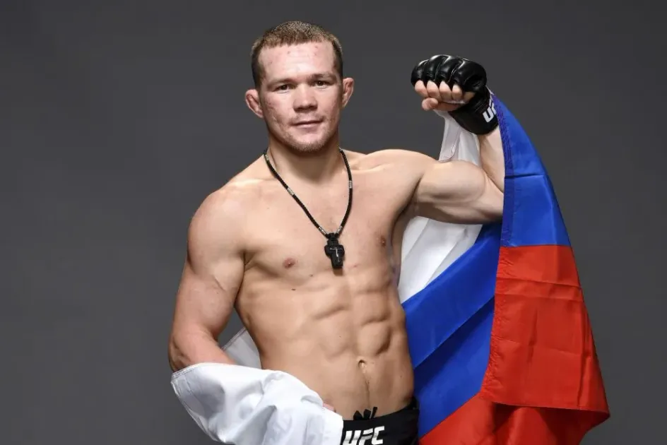 Боец UFC Пётр Ян показал свидание с красавицей-женой