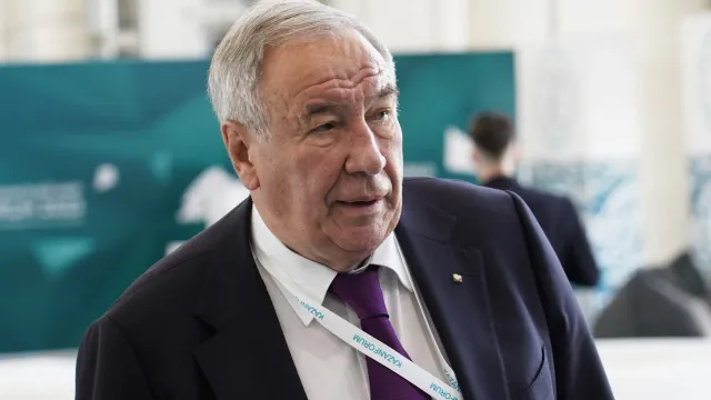 Горячая новость | Тарпищев выступил в защиту меняющих гражданство теннисистов