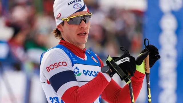 Горячая новость | Лыжник Волков ответил, планирует ли переезжать в Штаты