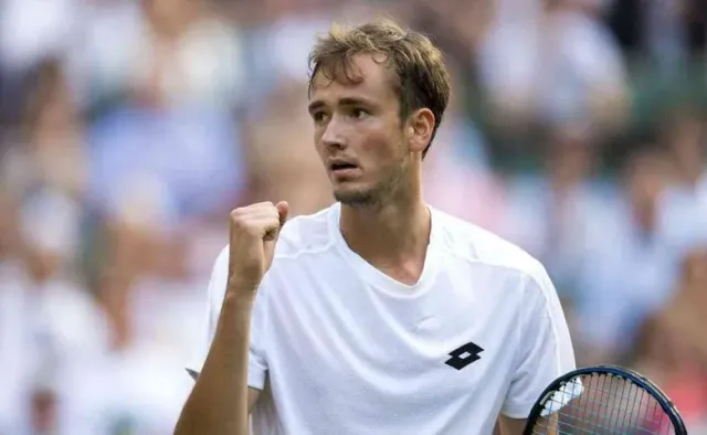 Медведев победил Тиафо и сыграет с Рублёвым в четвертьфинале US Open