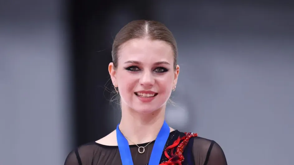 Фигуристка Александра Трусова назвала улыбку своей защитной реакцией