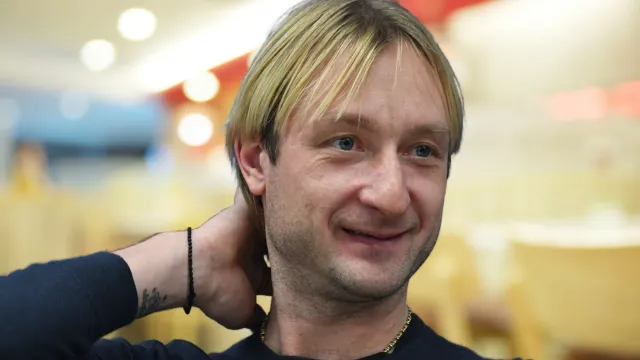 Горячая новость | Плющенко объяснил возвращение фигуристки Костылевой в академию после скандала