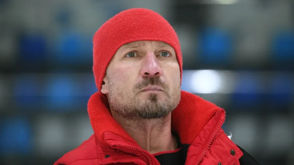 Костомаров решил вновь выйти на лёд в честь 50-летия