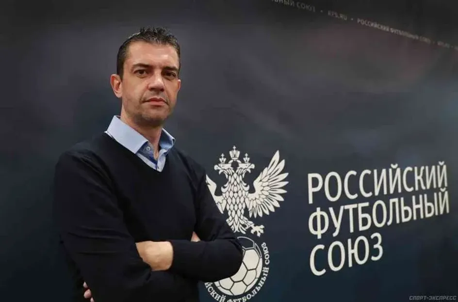 Кашшаи признался, что планировал вернуть судью Казарцева к обслуживанию матчей РПЛ Кашшаи признался, что планировал вернуть судью Казарцева к обслуживанию матчей РПЛ