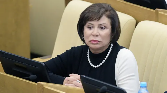 Горячая новость | Ирина Роднина допустила установку памятника Александру Овечкину при жизни