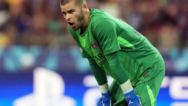 Горячая новость | В «ПСЖ» сообщили о травме конкурента Сафонова