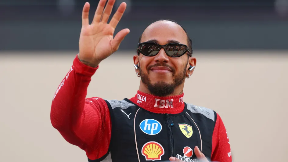 Льюис Хэмилтон честно высказался об отношении к своей профессии Льюис Хэмилтон честно высказался об отношении к своей профессии