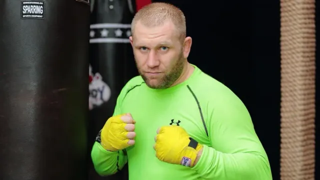 Сергей Харитонов заявил, что Пётр Ян потерял чемпионский пояс UFC по глупости