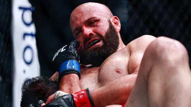 Горячая новость | Бадаев честно высказался про поражение Мурзаканова