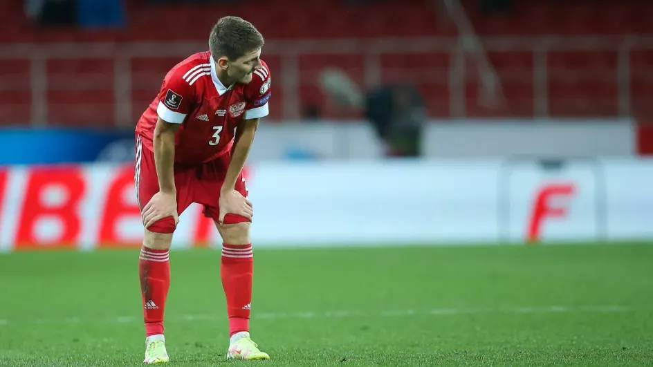 Дивеев обратился к болельщикам ЦСКА на фоне своего перехода в «Зенит» Дивеев обратился к болельщикам ЦСКА на фоне своего перехода в «Зенит»